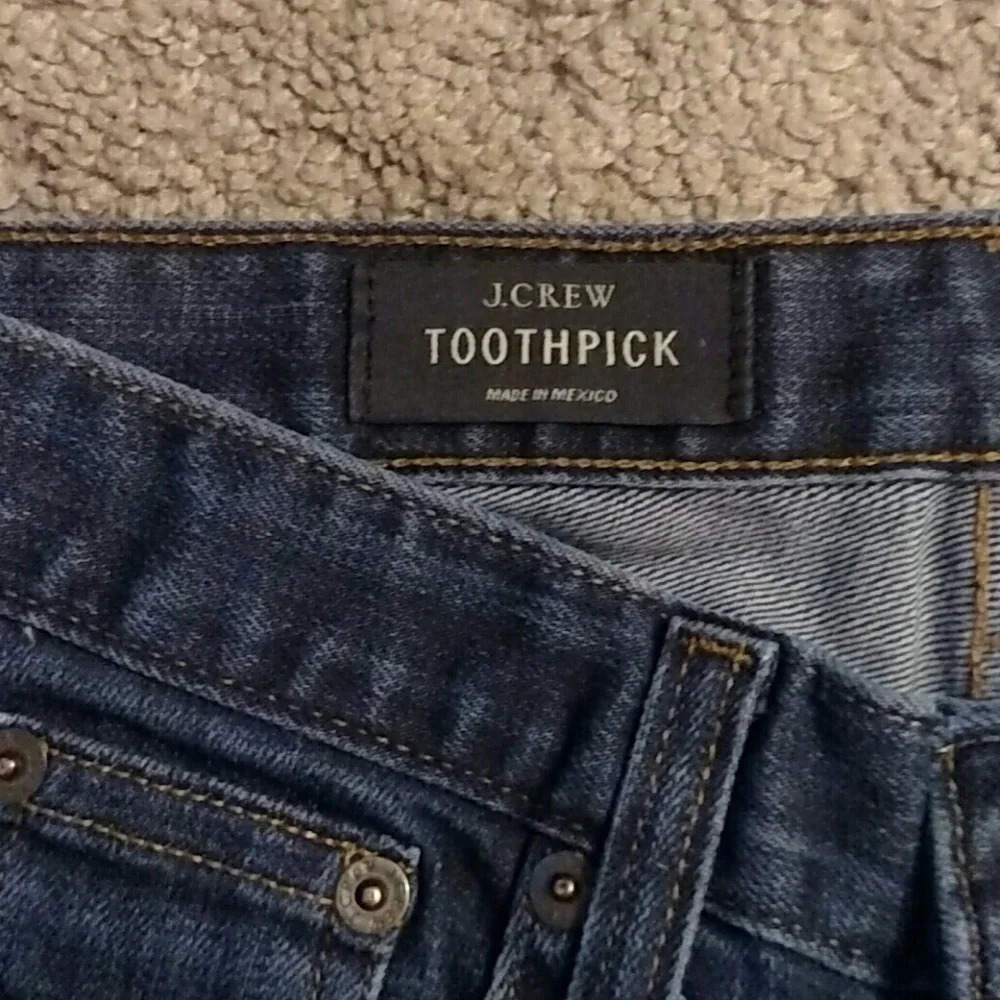 J Crew Toothpick Dark Wash Jeans Size 24 - Picture 2 of 7